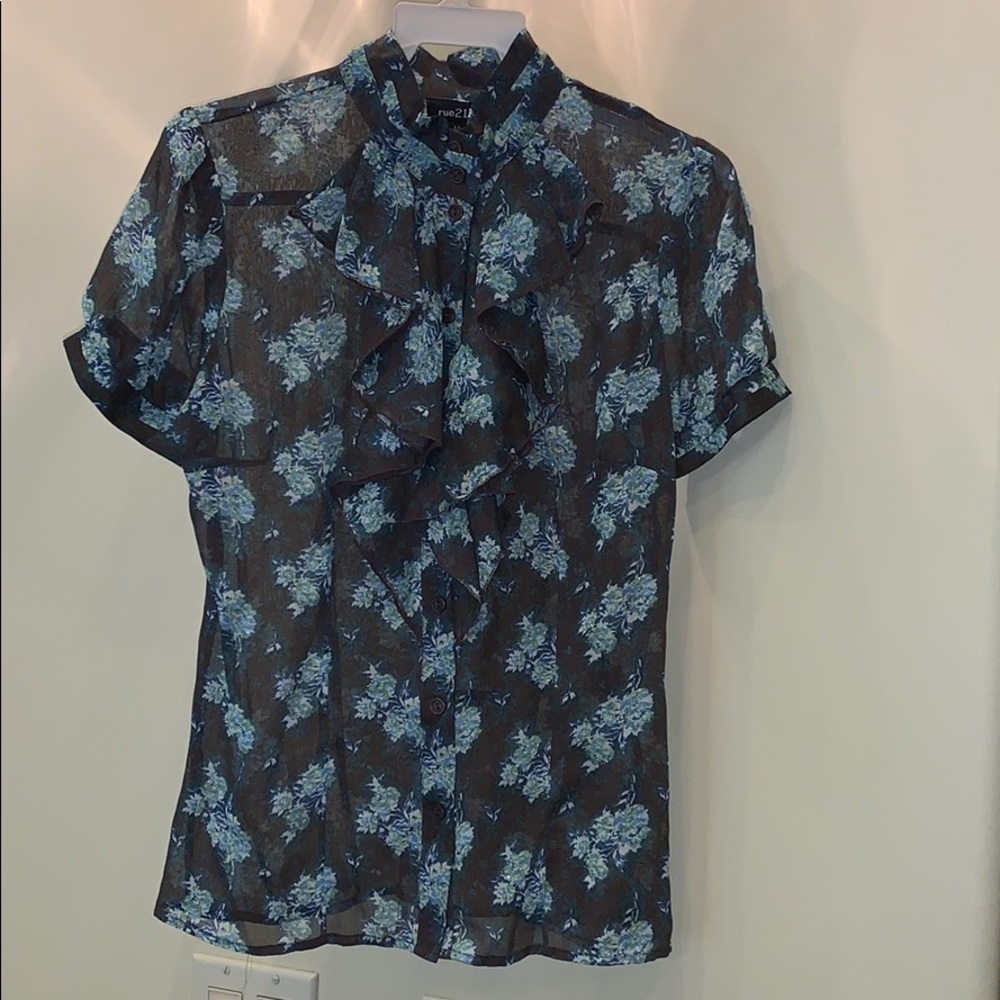 Lovely shirt , see through , New without Tag